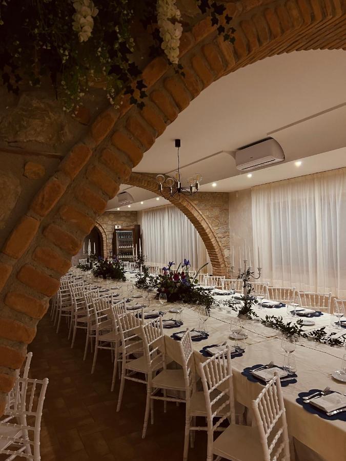Tenuta Un Posto Al Sole Luxury B&B Rossano Stazione Екстериор снимка
