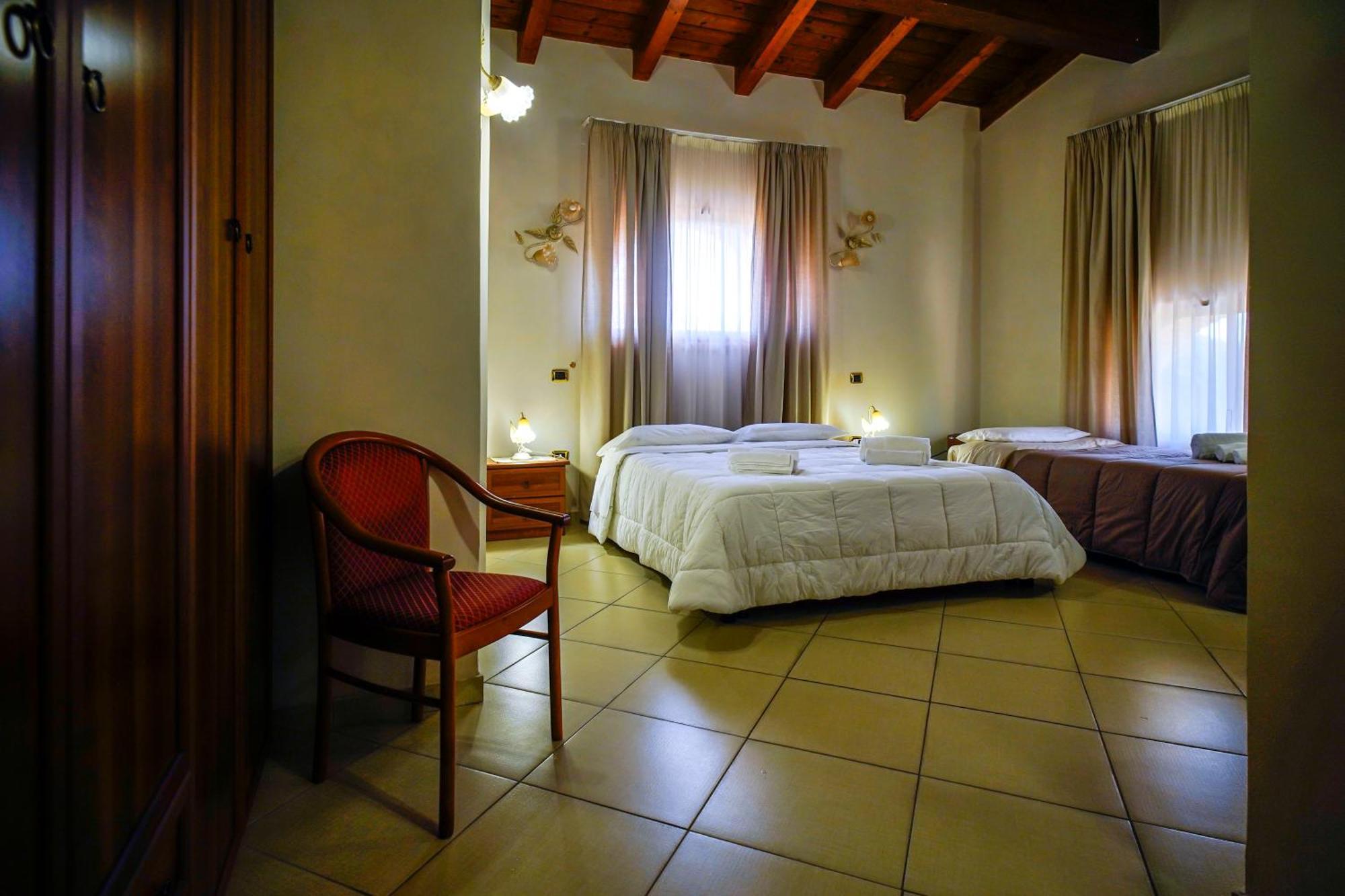 Tenuta Un Posto Al Sole Luxury B&B Rossano Stazione Екстериор снимка
